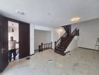 2 Story House for rent in Colombo 5 - EH408
