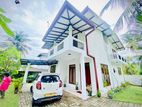 2-Story House for Sale in Athurugiriya Town