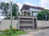 2-Story House with Rooftop for Sale in Thalawathugoda (h2300)