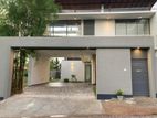 2 Story Modern Architecture Designed House in Kiribathgoda (HO-GAMMK-41)