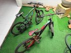 2 tomohawk bikes