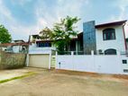 2 Unit House For Sale in Colombo 8