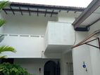 2 unit two Story House For sale Nugegoda