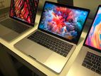 2017 MacBook Pro 13" Touch Bar,ID 3.1GHz Core i5 256GB 4 USB C Ports