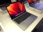 2018 Made MacBook Pro 13" /2.3GHz Core i5 / 256GB Space Gray