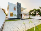2025 New Luxury Box Modern House For Sale in Negombo
