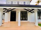 2026 Modern Landscape Garden Luxury Single Storey House Sale in Negombo