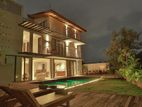 21 Perches / Fully Furnished Villa Type Super Luxury House - Nawala