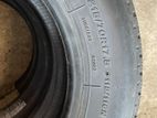 215/70R/17.5 Bridgestone Tier