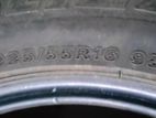 225/55/16 Bridgestone Snow Tyre (2009)