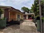 23.4 Perches Land with House for Sale in Nugegoda (C7-10339)