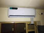 24000btu Hisense Inverter Brand New (Singagiri)