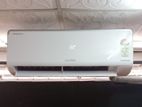 24000BTU Lloyd Inverter Ac ( R32)