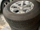 265/70 R17 Tires & Alloy wheels