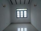 2nd floor 3BR with attached bathroom house for rent in dehiwala