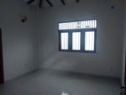 2nd floor 3BR with attached bathroom house rent in dehiwala