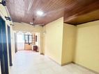 2nd floor for rent in maligawatha
