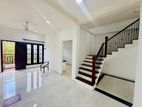 2nd Floor House for Rent in Colombo-15