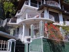 2nd Floor three bedroom for rent in Peradeniya