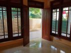 3 Bed Downstair House Rent in Kandy