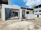 3 Bed With Brand New House In Athurugiriya