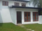 3 Bedroom House for Sale in Boralesgamuwa