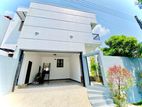 3-Bedroom House for Sale in Hokandara