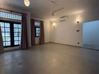 3 Bedroom Luxury House for Rent - Colombo 7, Barnes Place (EM870)