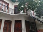 3 Bedroom upstair house for rent in boralesgamuwa bellanvila