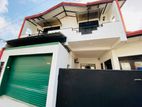 3 Bedrooms Hous Rent Nugegoda Old Kasbewa Road Dalkada