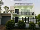 3 Bedrooms house for rent seeduwa Liyanagamulla NV