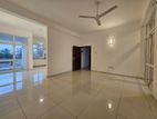 3 bedrooms well maintained apartment at Battaramulla