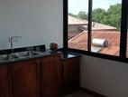 3 Br Upper Floor Unit House for Rent at Battaramulla