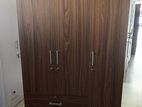 3 door wardrobe (K-37)