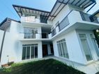 3 Room spacious 1st floor Apartment - Rent as Office, Close to Pelawatta