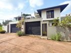 3 Storey 10 Perch 5 Bed Modern House for Sale Piliyandala