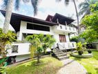 3-Storey, 5BR House on 20 Perches! 100m to Kaduwela-Gampaha Road