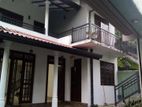 3 storey 6beds completed house rent in Kadawata