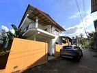 3 Storied House in Kaduwela ඉහල බෝමිරියෙන්