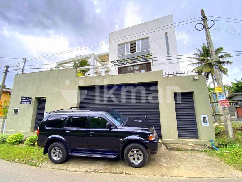 3 Storied House in Pitipana Homagama Moragahahena Rd ikman