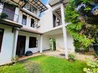3 Storied Spacious House at Hokandara Rd, Thalawathugoda