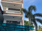 3 storied stand alone house on rent colombo 8