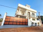 3 Story Brand New Luxury House For Sale In Piliyandala .