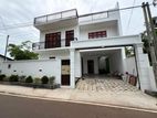 3 Story Brand New Luxury House for Sale in Piliyandala