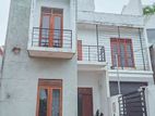 3 Story House for Sale in Kottawa Latoniya Gardens