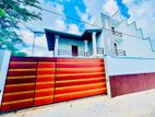 3 Story House for Sale in Nugegoda Wijerama