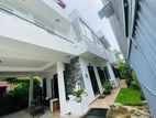3 Story House sale Hill Street, Close to Galle Rd, Dehiwala