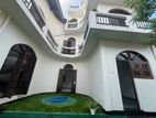 3 Story Luxury House near Kelaniya University