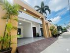 3-Story Wattala House (8.5P / LKR 85M) - Just 30 Mins to Colombo!