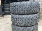 31/1050/15 Used Tyre Set